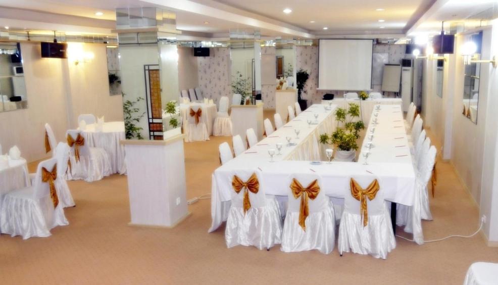 Hotel Victoria River View Banjarmasin  Exterior photo